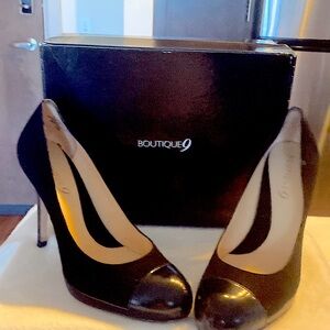 Women Black Suede Pumps By Boutique 9, size 8.